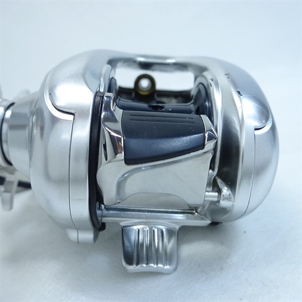 １６メタニウムＸＧ左